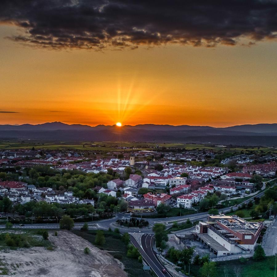 Suite Duplex Con Terraza Independiente Brunete Dış mekan fotoğraf